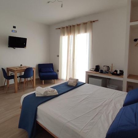 Pietra Bianca Bed and Breakfast Cutrofiano Buitenkant foto
