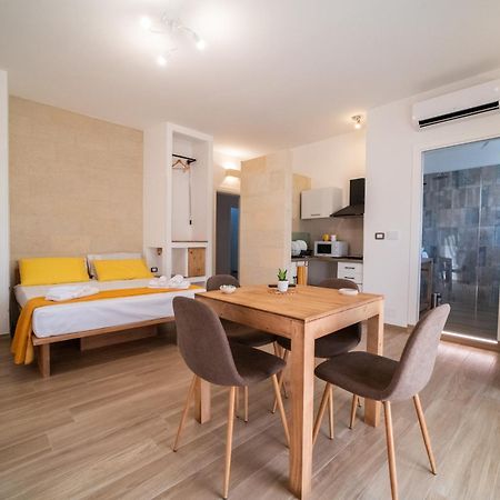 Pietra Bianca Bed and Breakfast Cutrofiano Buitenkant foto