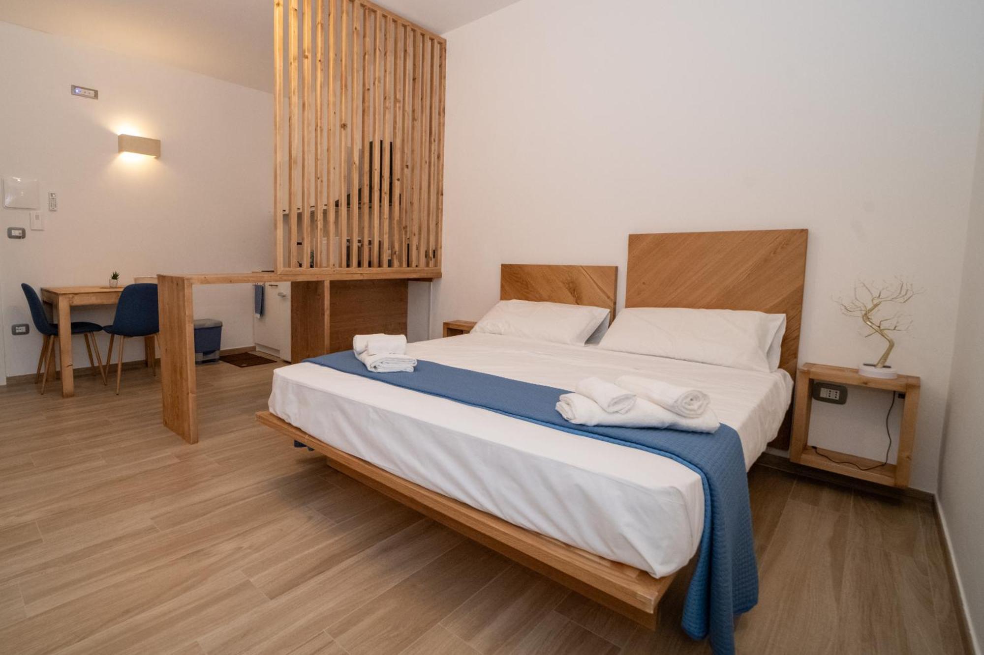 Pietra Bianca Bed and Breakfast Cutrofiano Buitenkant foto