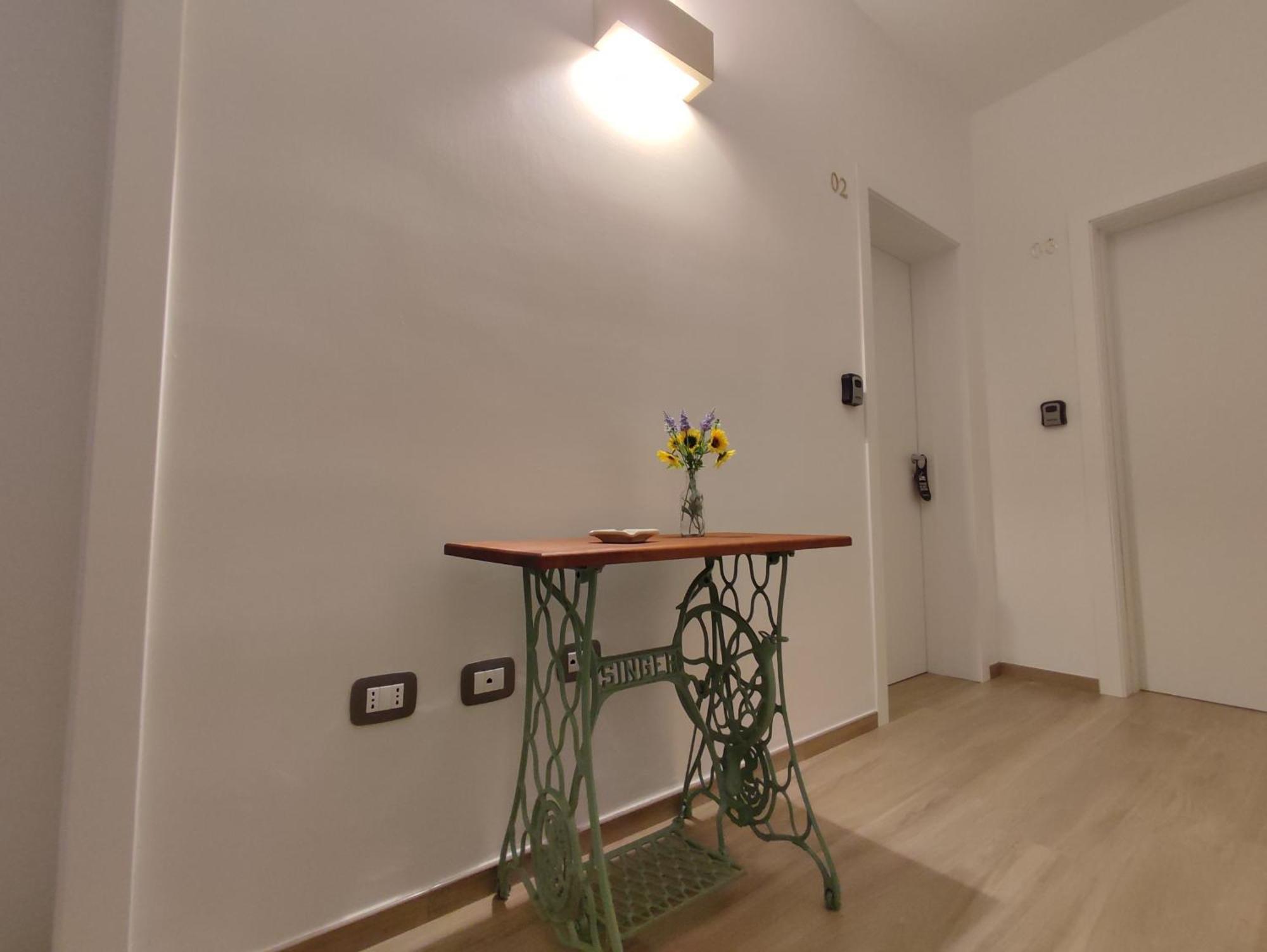 Pietra Bianca Bed and Breakfast Cutrofiano Buitenkant foto