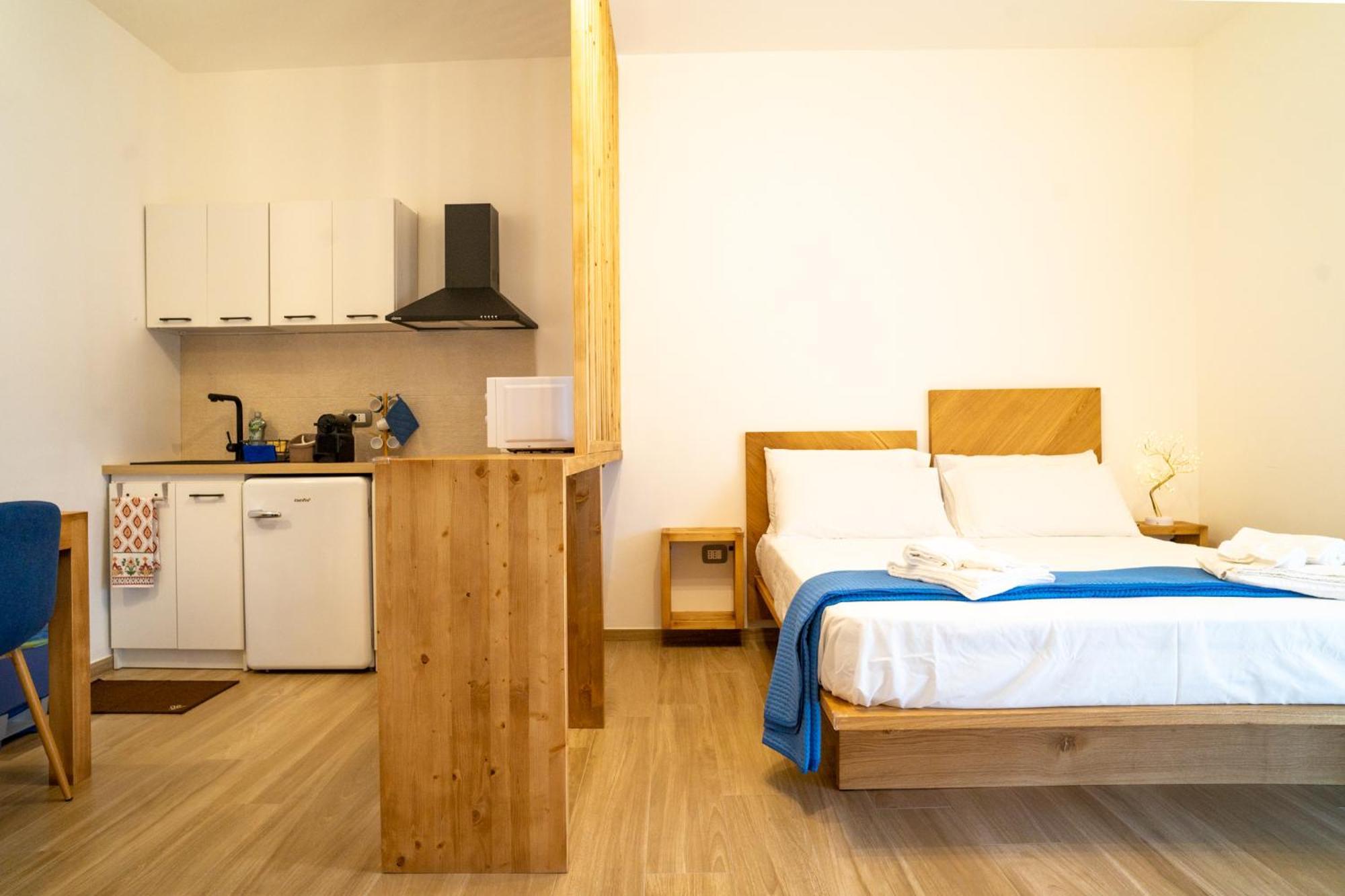 Pietra Bianca Bed and Breakfast Cutrofiano Buitenkant foto