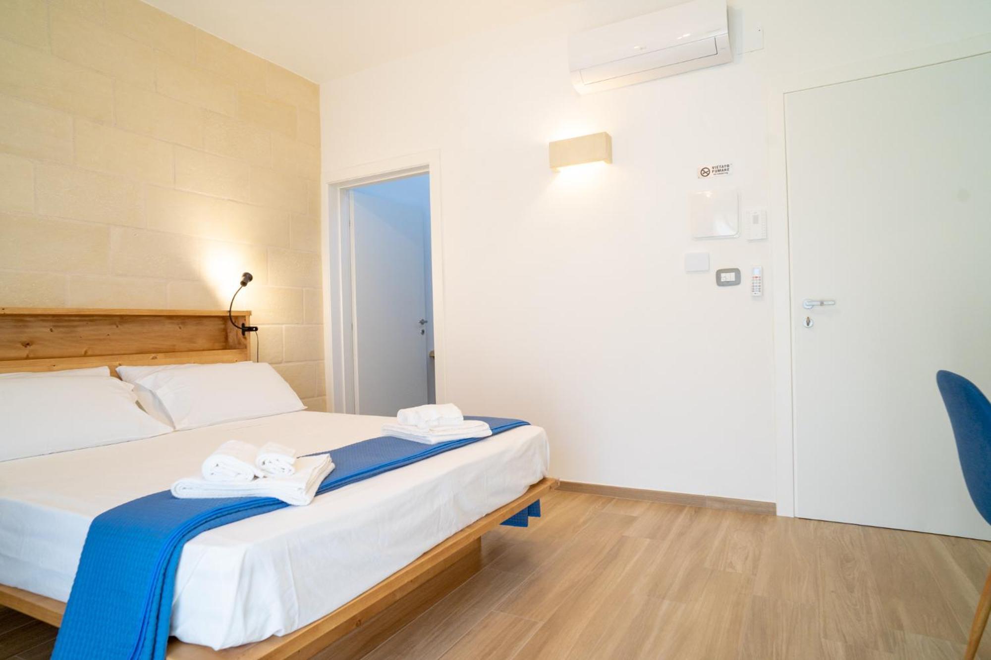 Pietra Bianca Bed and Breakfast Cutrofiano Buitenkant foto
